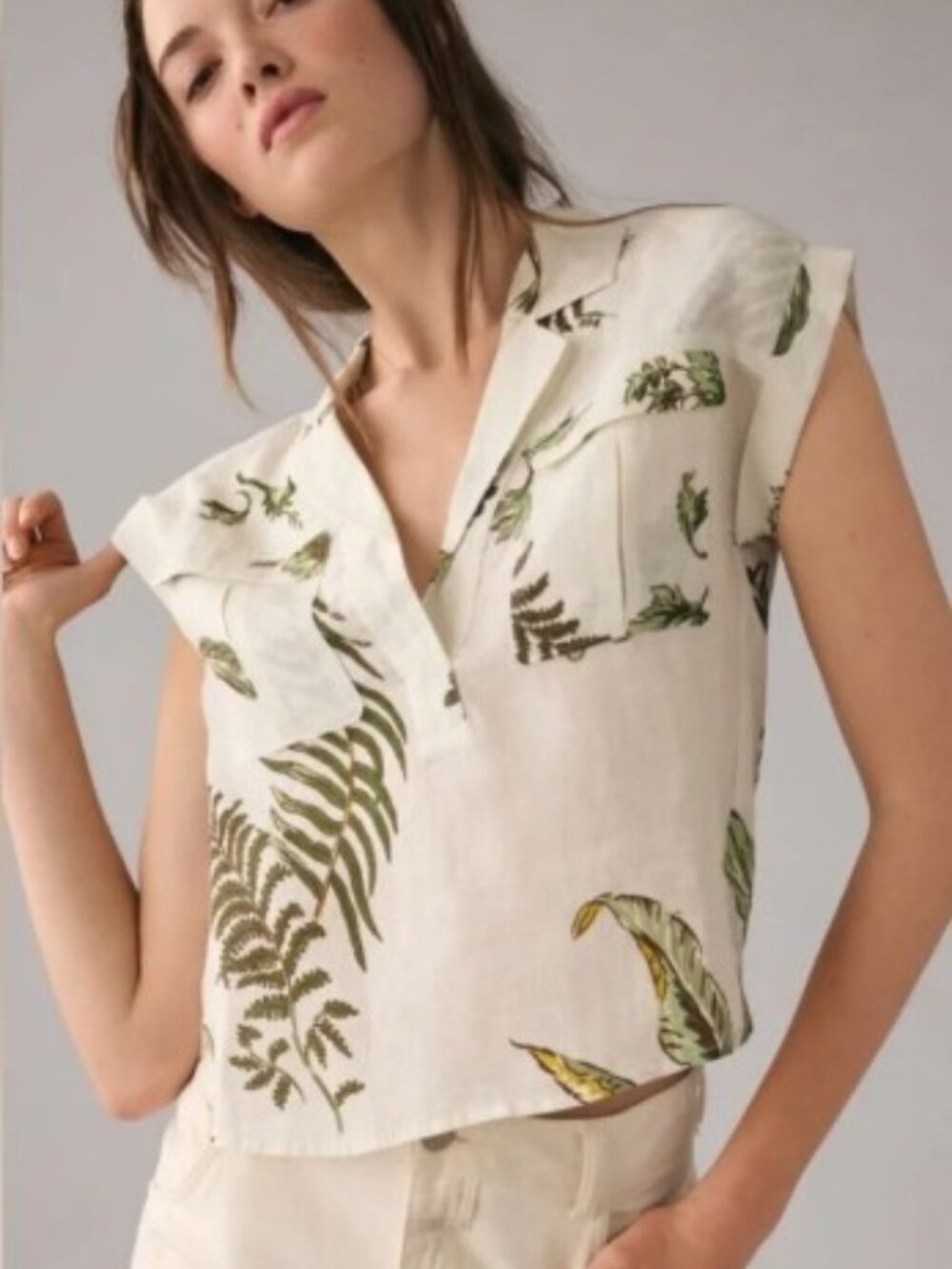 Anthropologie Cream Linen Tropical Leaf Button-Up